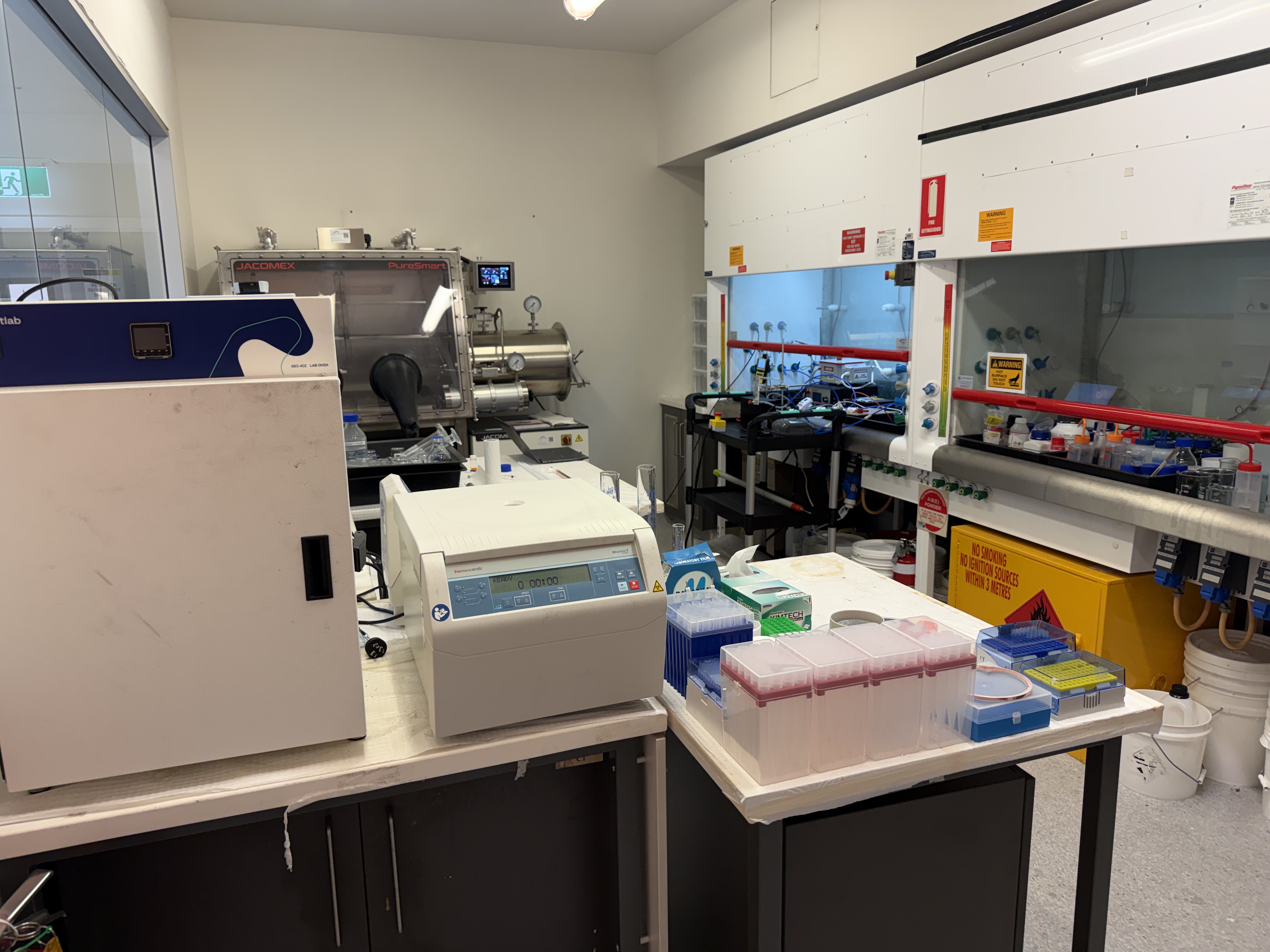 Experimental equipment and research workspace in the Plasma Technology Lab